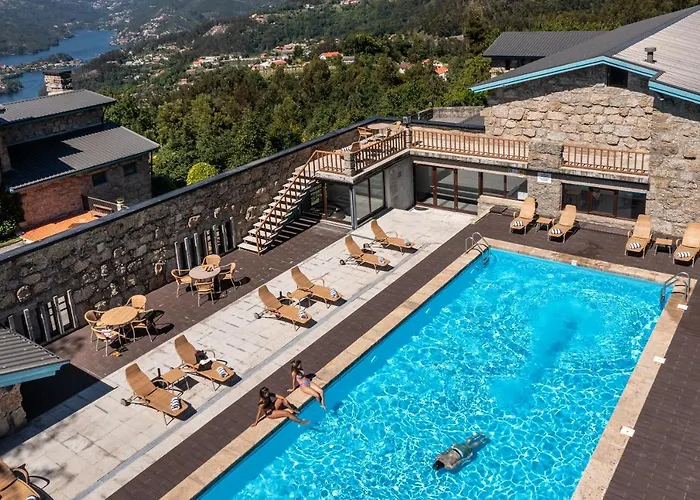 Geres-caniçada Hotel 4*